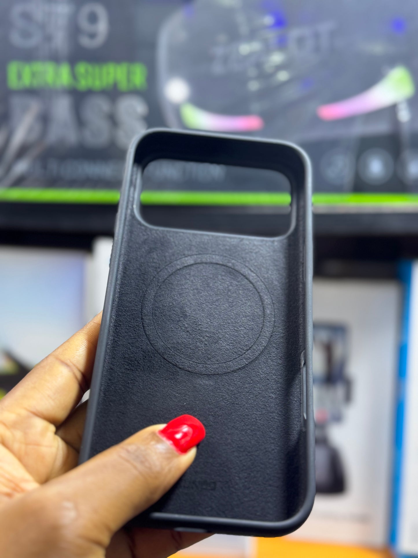 Xundd MagSafe silicone soft rubber case for iPhone 17 pro max