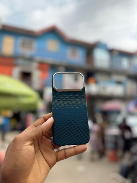 Real Kevlar Aramid Carbon Fiber Ultra thin Protective Case with MagSafe charging base for iPhone 17 pro max , 17 pro , 16 pro max and Samsung galaxy z fold 7